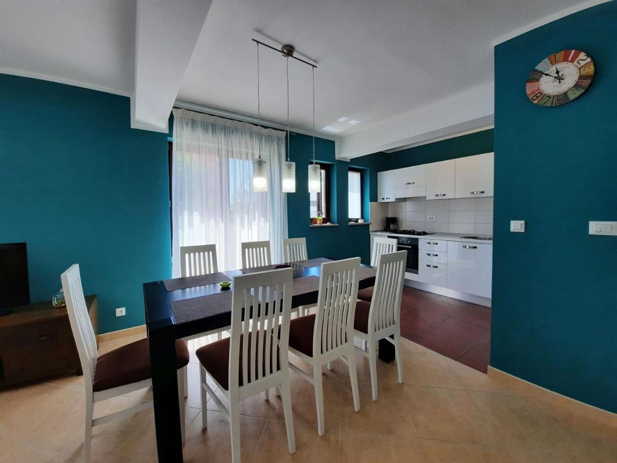 Maslina Apartment Premantura Bagian luar foto