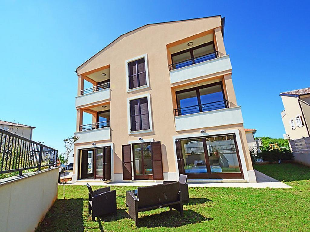 Maslina Apartment Premantura Ruang foto